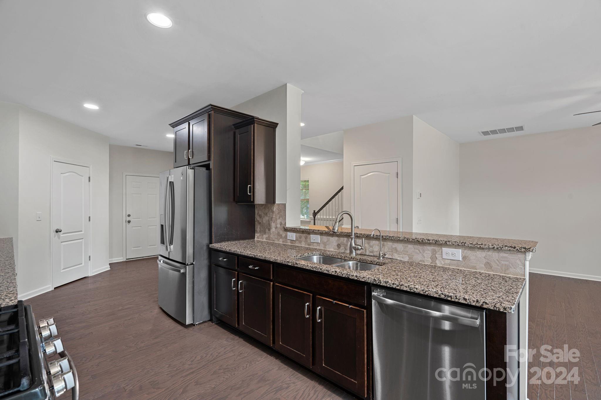 Cameron Creek - Residential