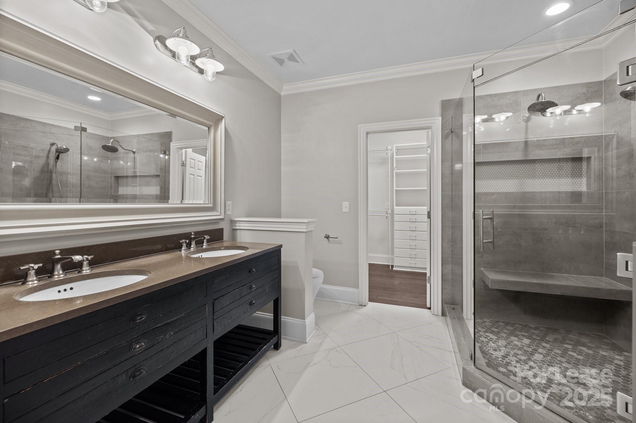 Myers Park - Residential Lease