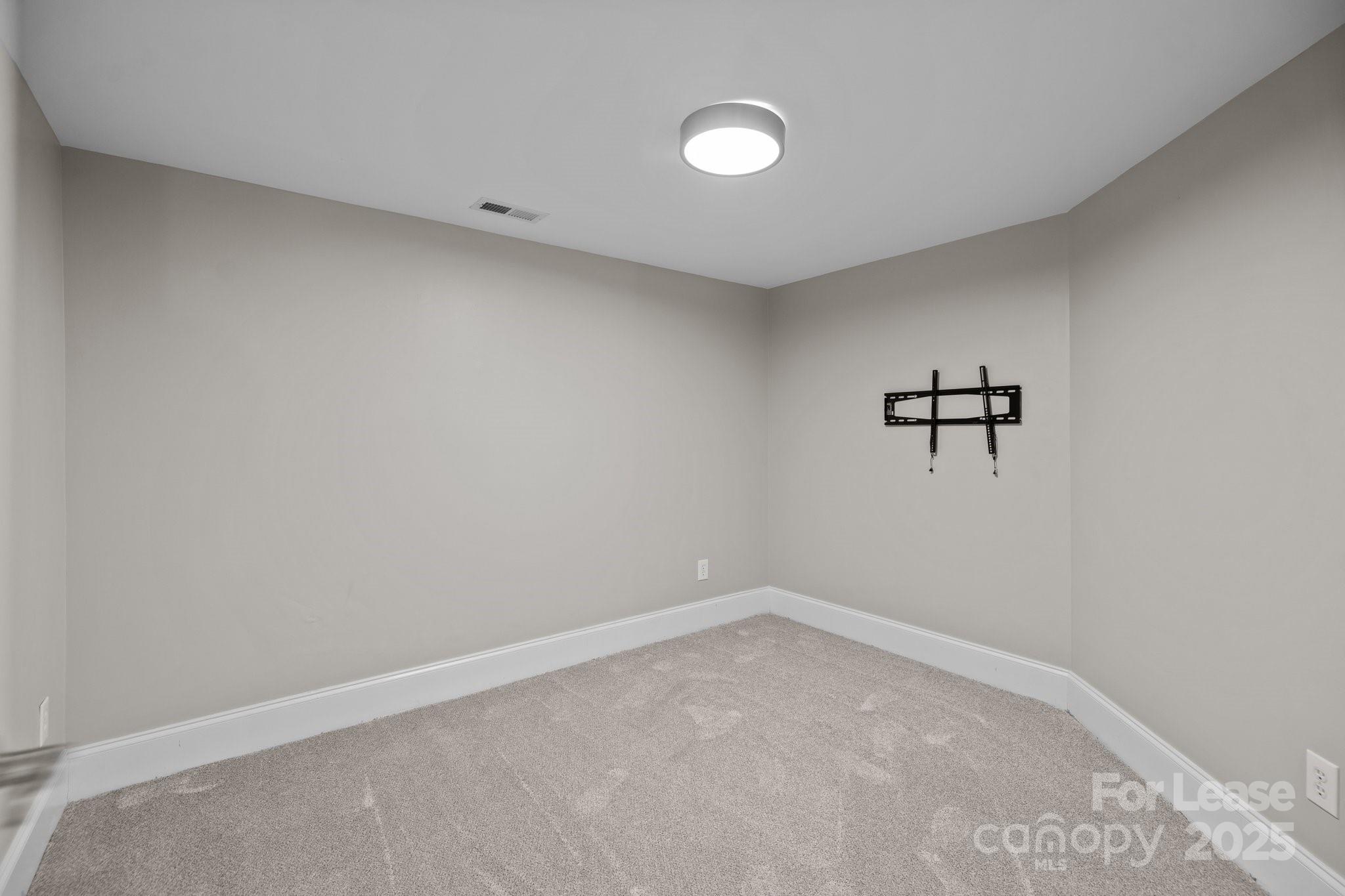 Myers Park - Residential Lease