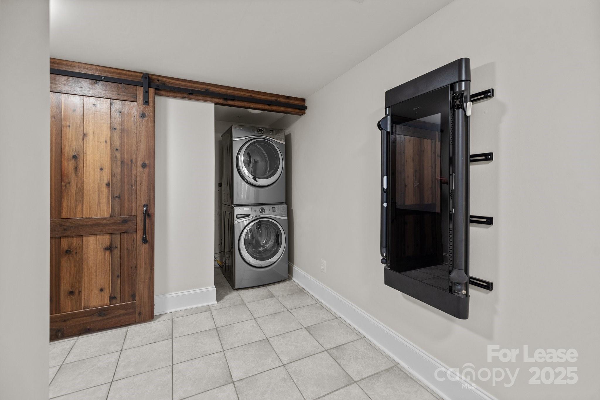 Myers Park - Residential Lease