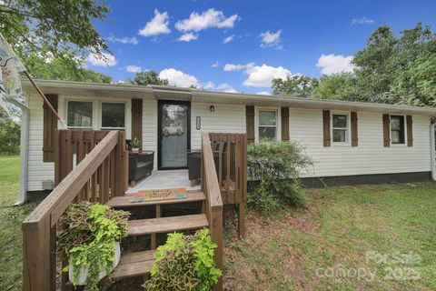 MLS: 4261558