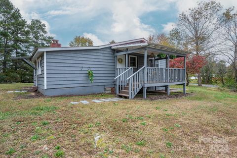 A home in Clover