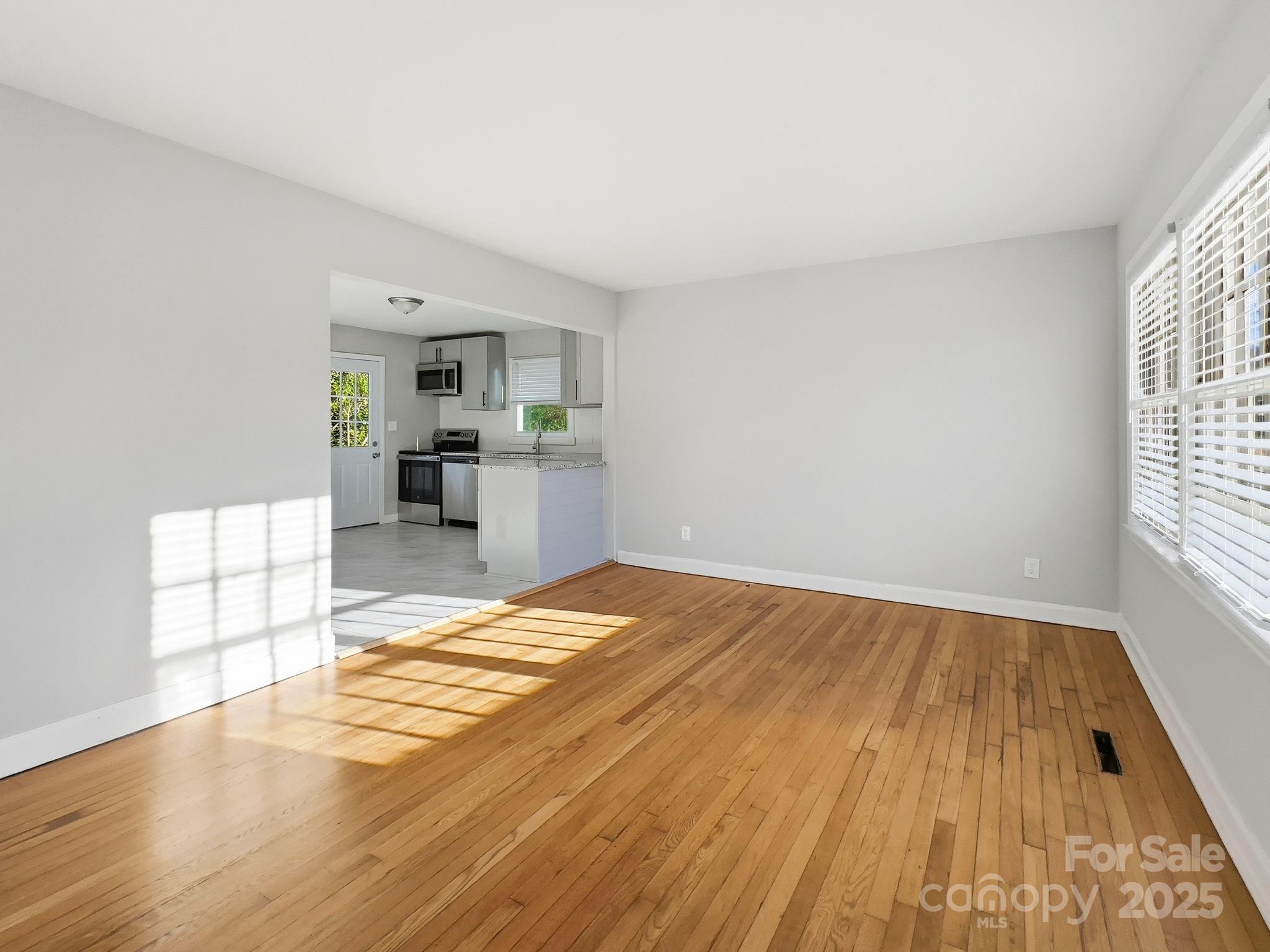 1420 Rollingwood Drive