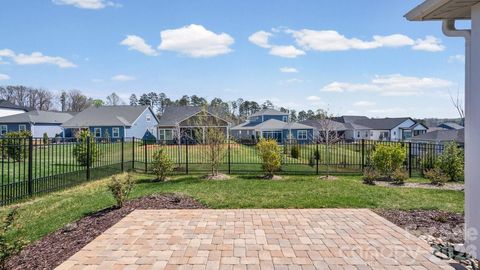 Photo of 4022 Galleon Lane, Denver, NC 28037 (MLS # 4359619)