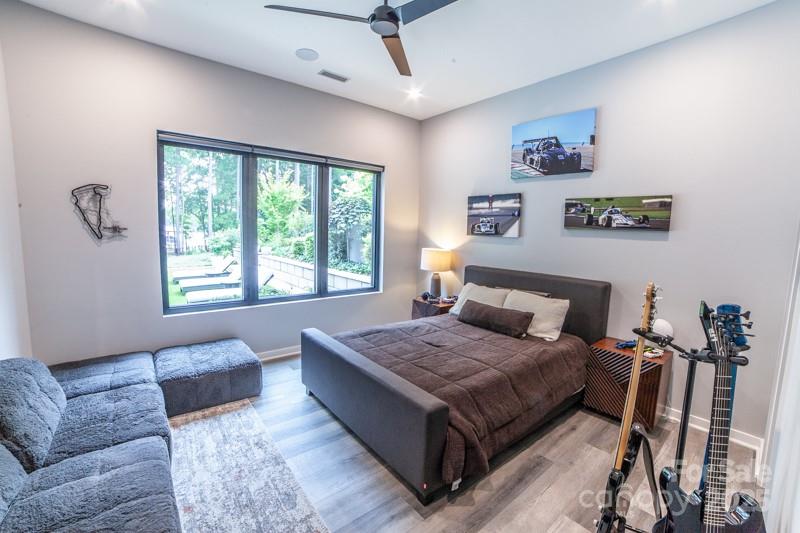 McLean - South Shore - Residential