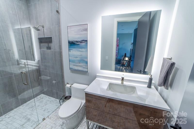 McLean - South Shore - Residential