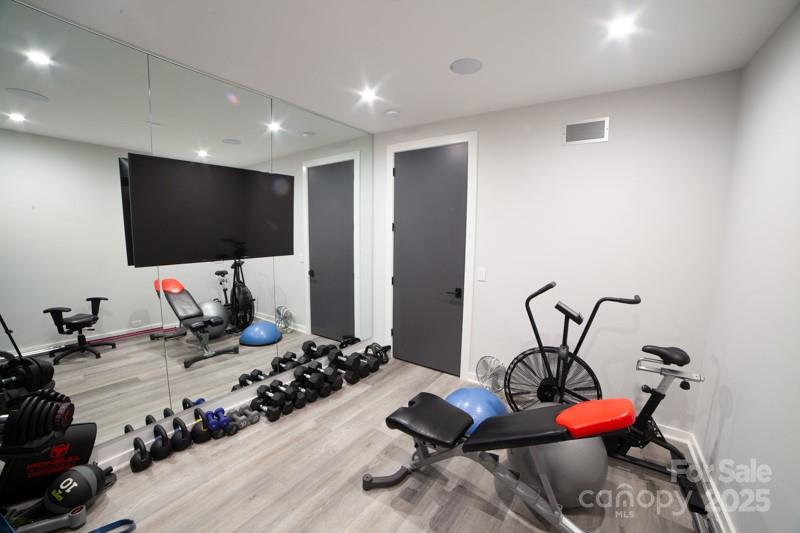 McLean - South Shore - Residential