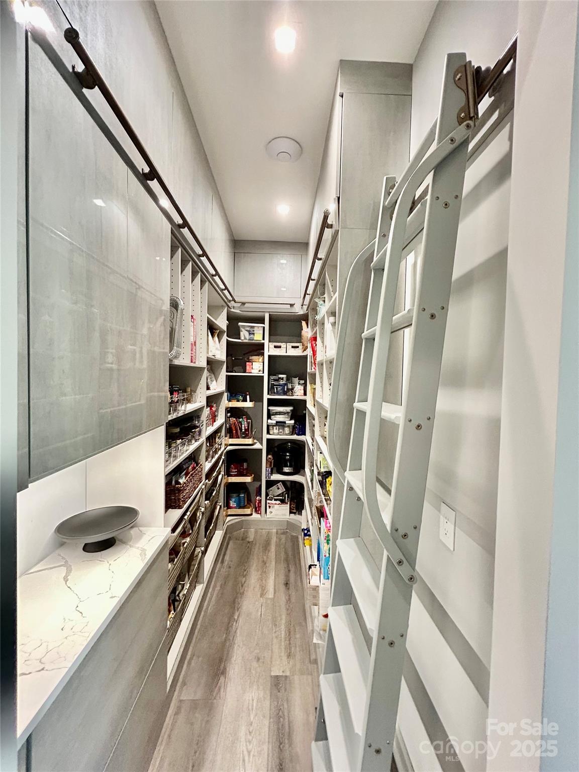 McLean - South Shore - Residential