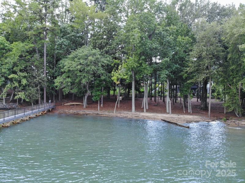 McLean - South Shore - Residential