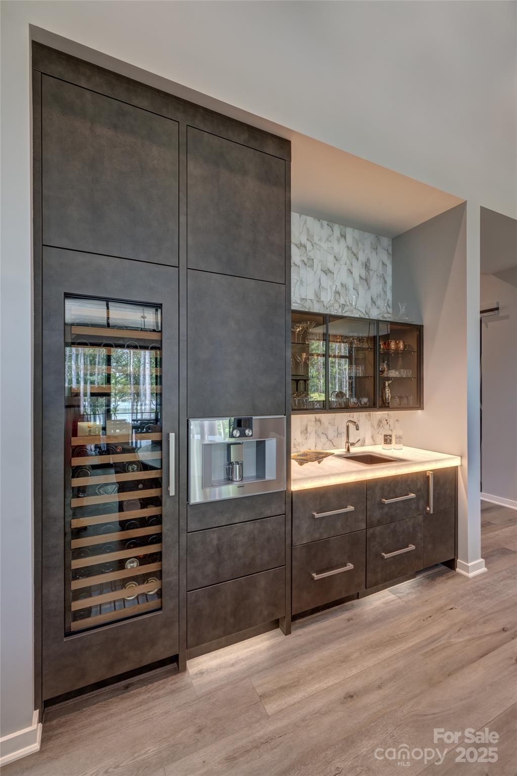 McLean - South Shore - Residential