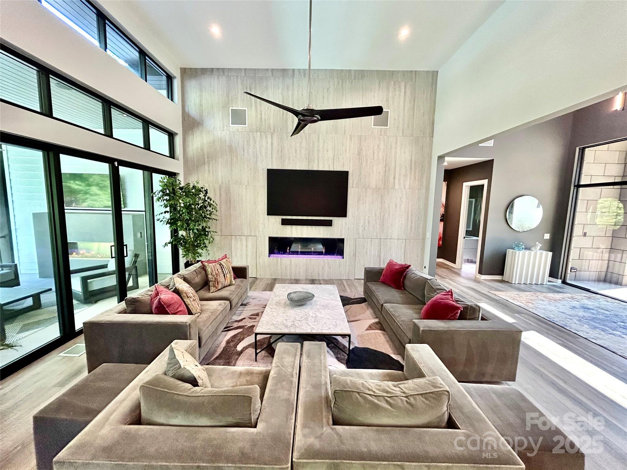 McLean - South Shore - Residential