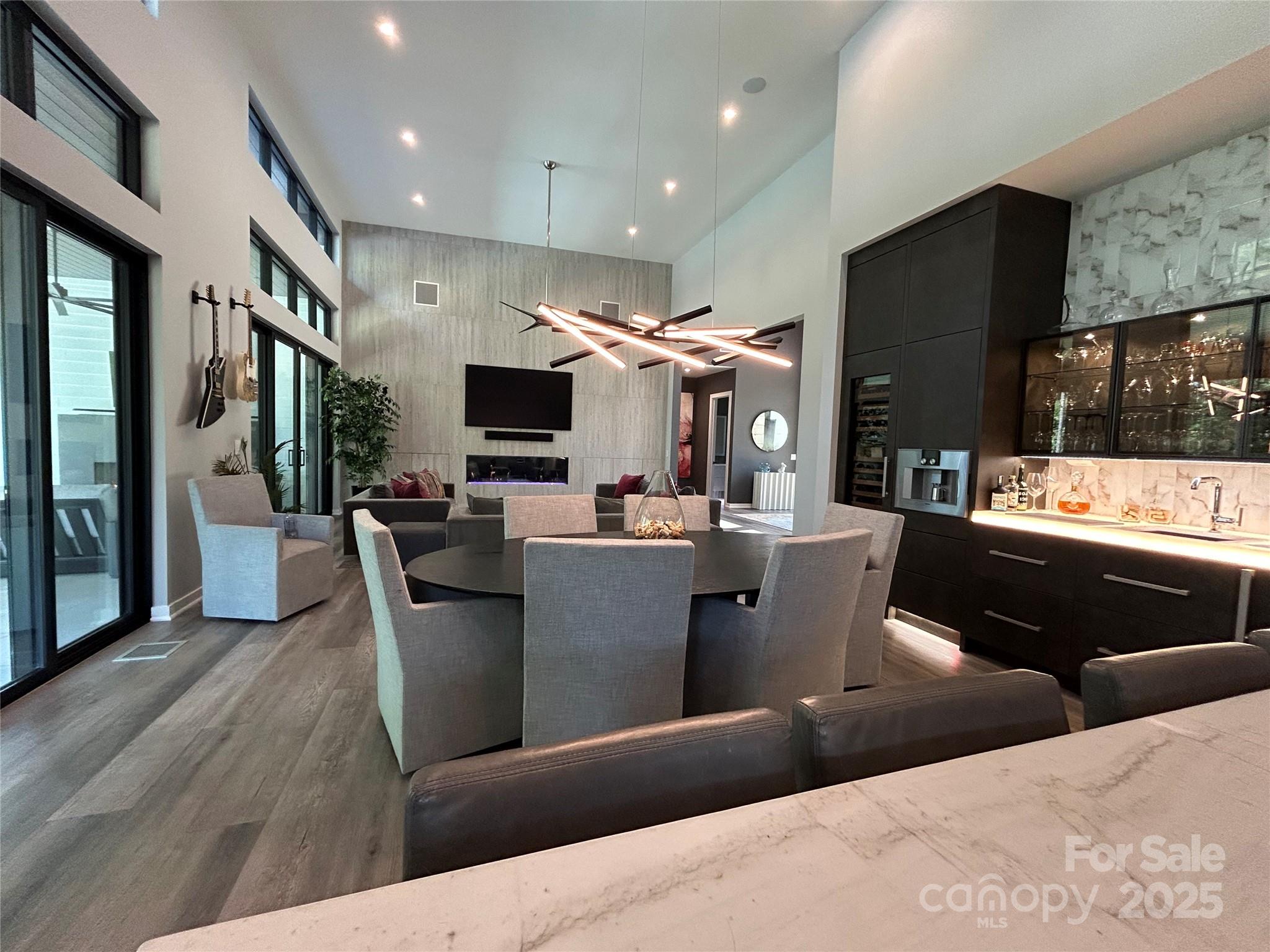 McLean - South Shore - Residential