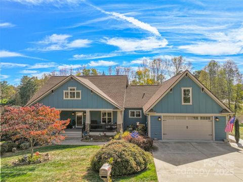 16 Farm Pond Lane Candler NC 28715