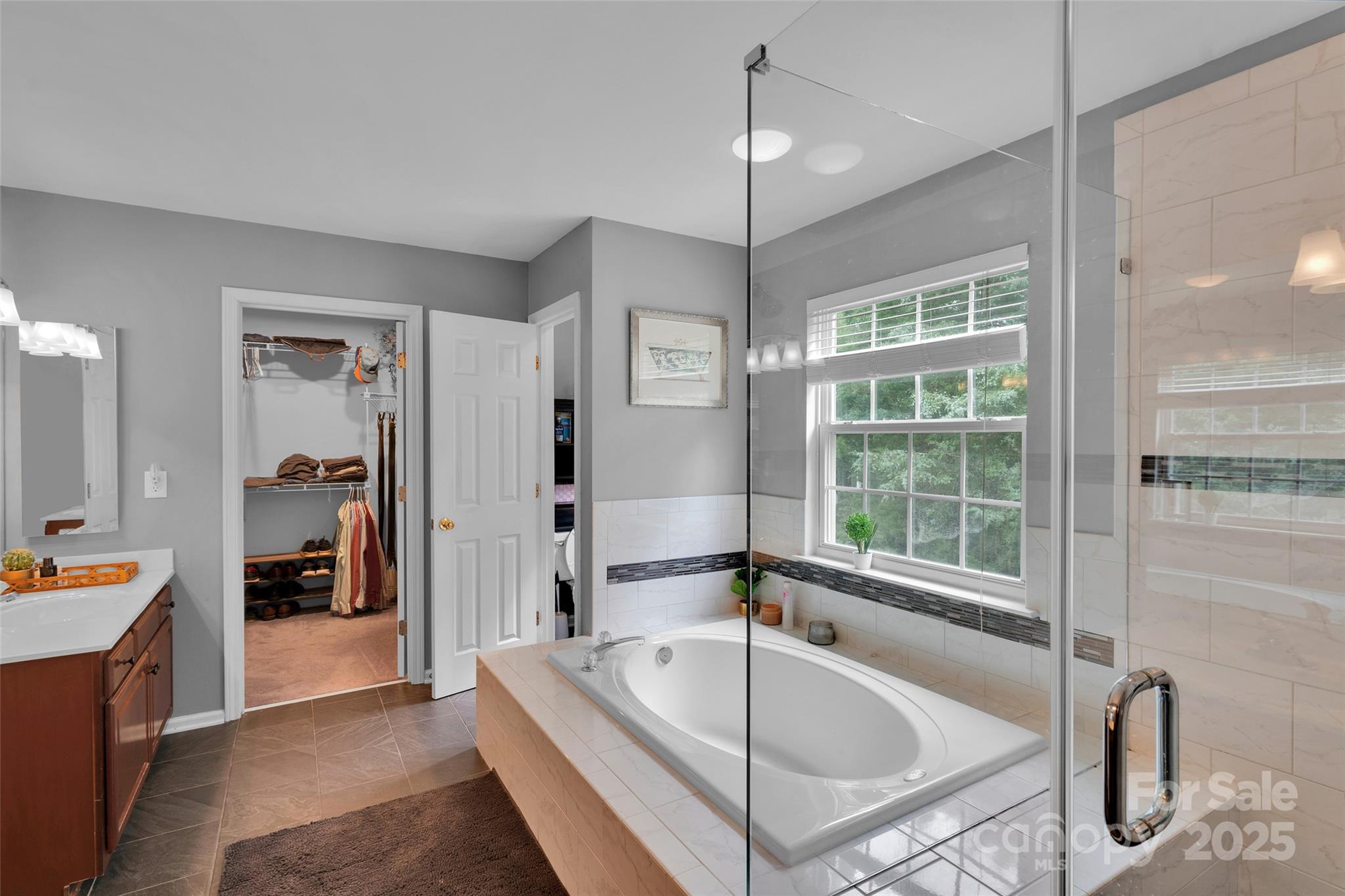 Knightsbridge - Residential