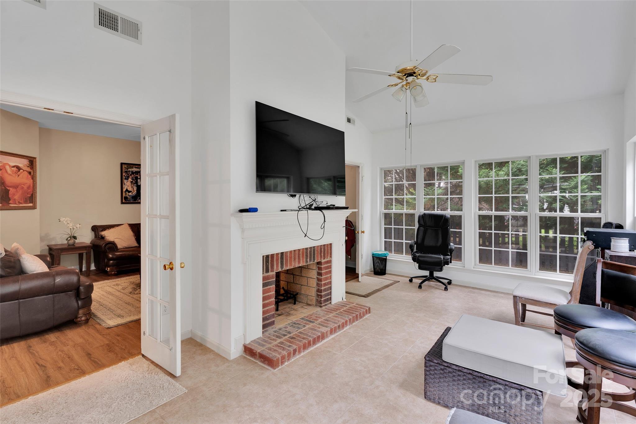 Knightsbridge - Residential