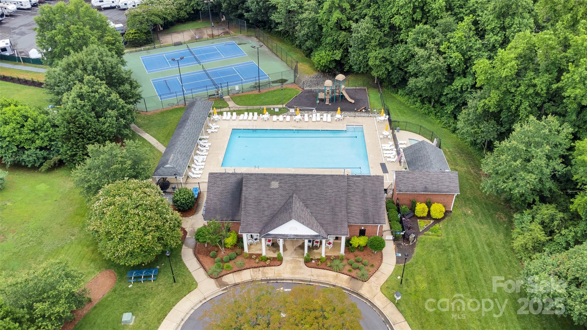 Knightsbridge - Residential