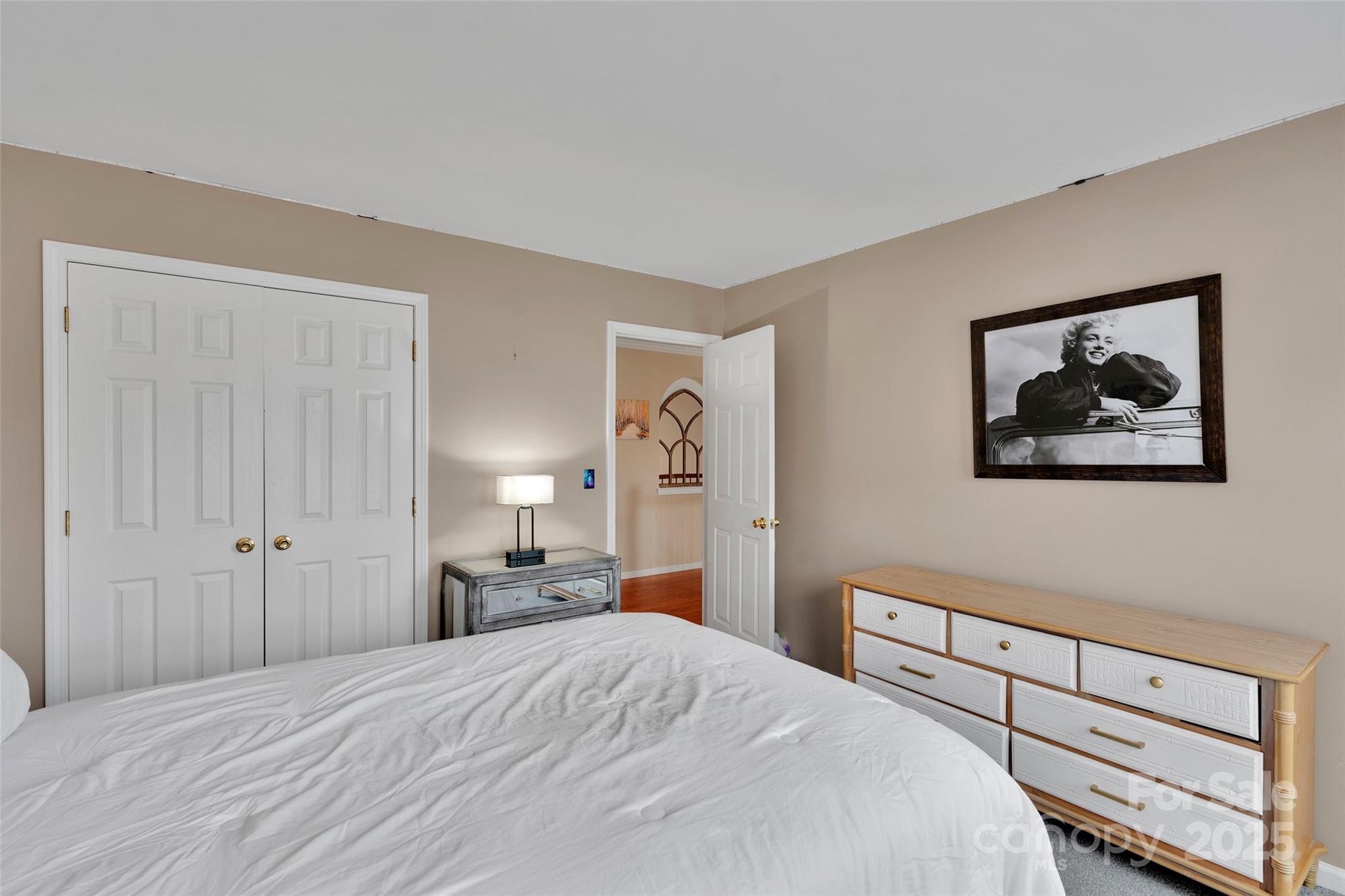 Knightsbridge - Residential