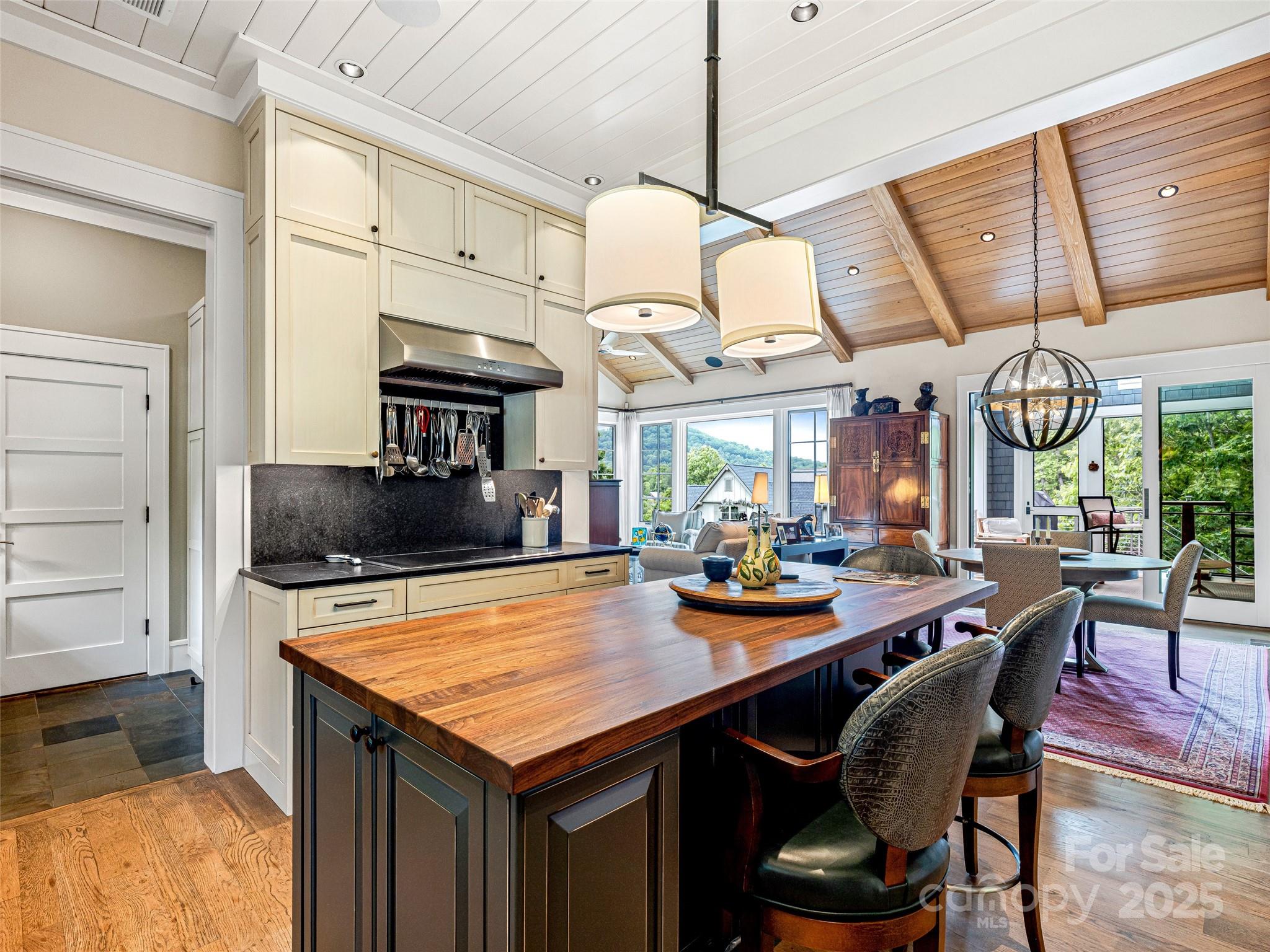 Thoms Estate - Residential