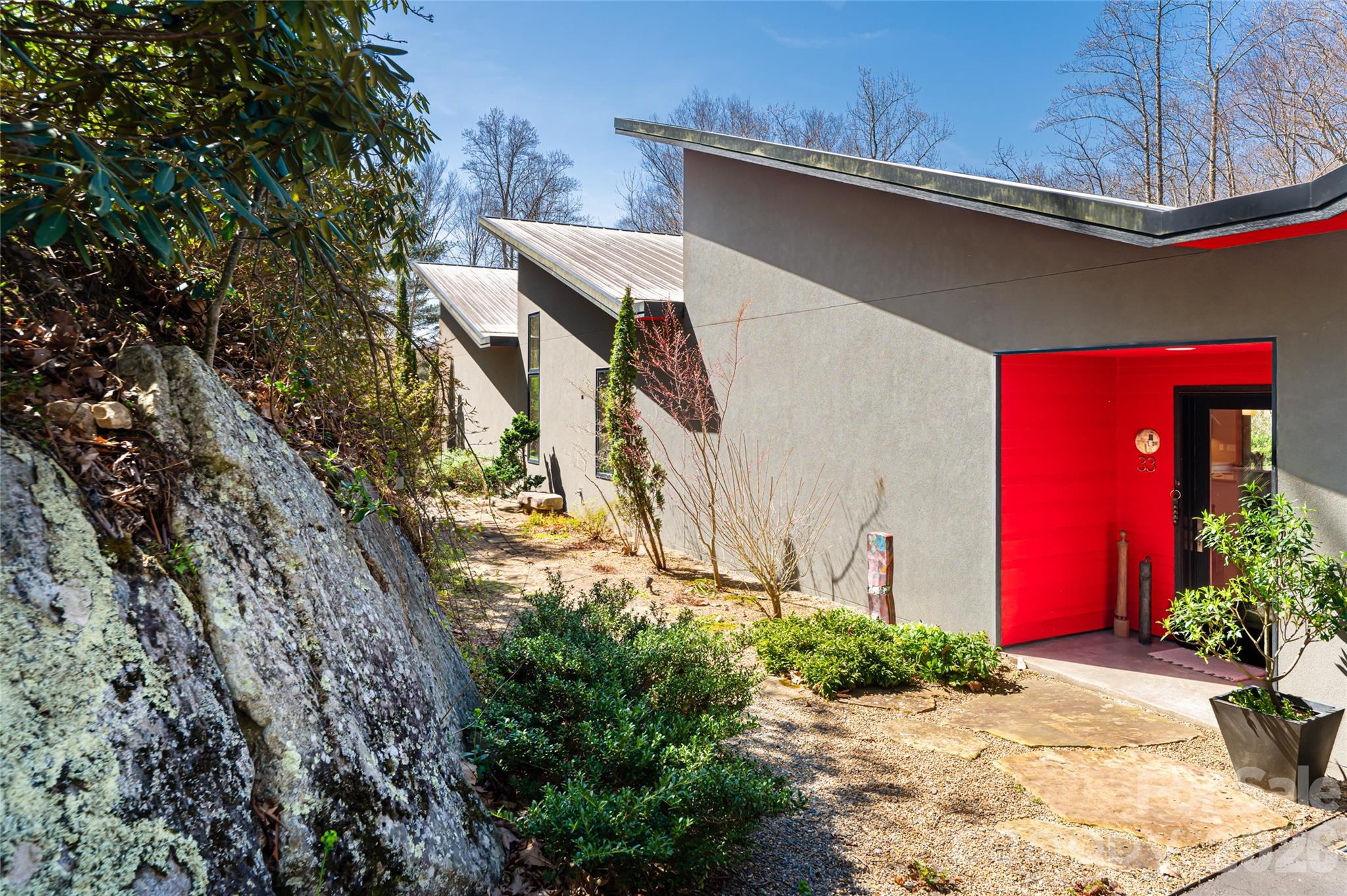 33 Robinson Creek Road