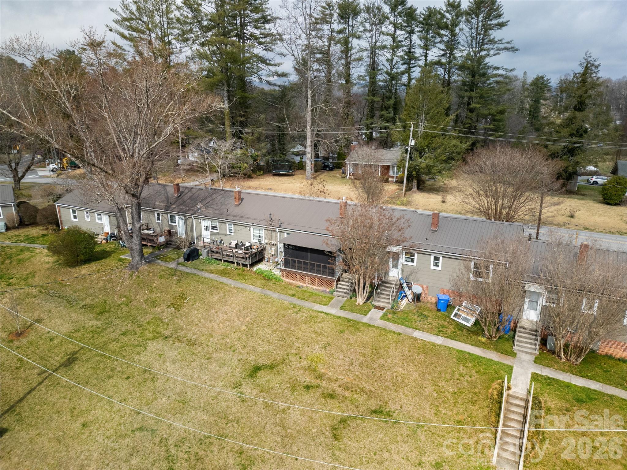 Sapphire Manor - Residential