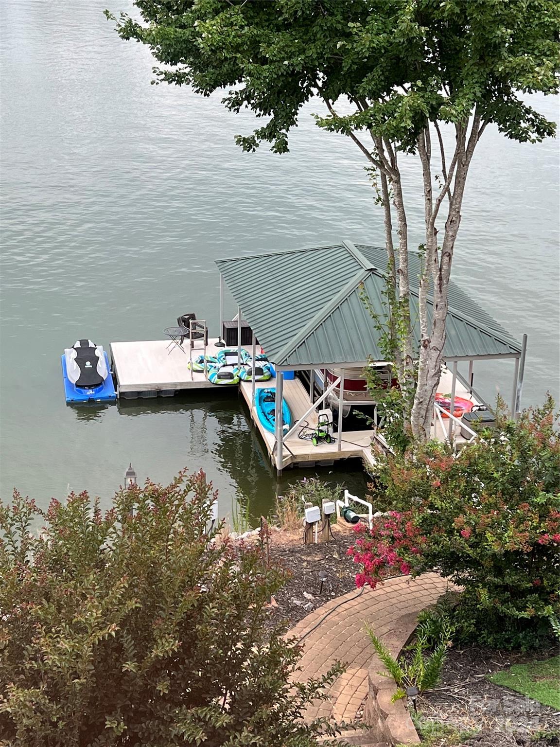 Bay Pointe - Residential