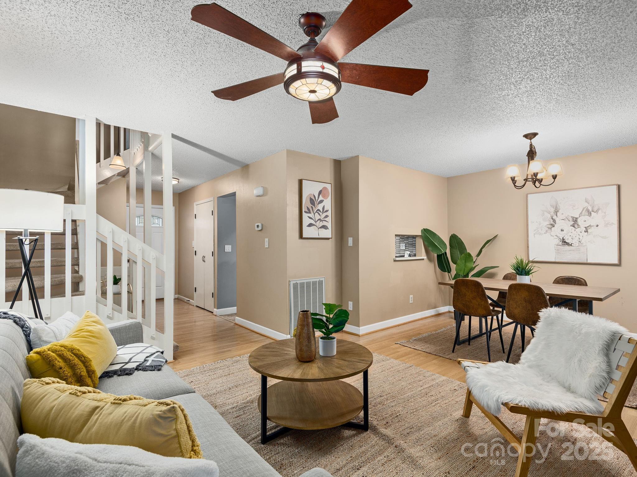 42 Hollybrook Drive