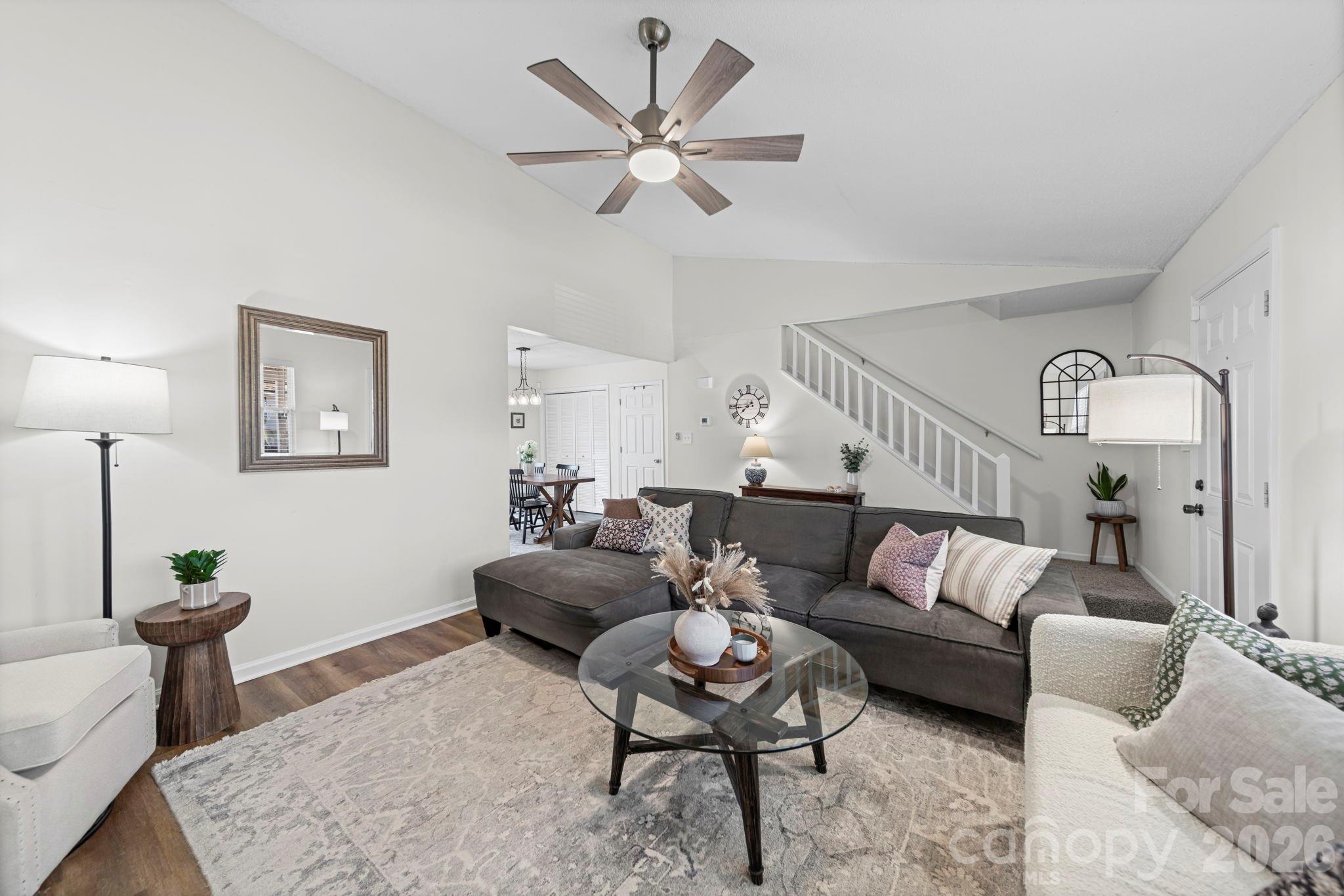 5019 Rolling Oak Lane