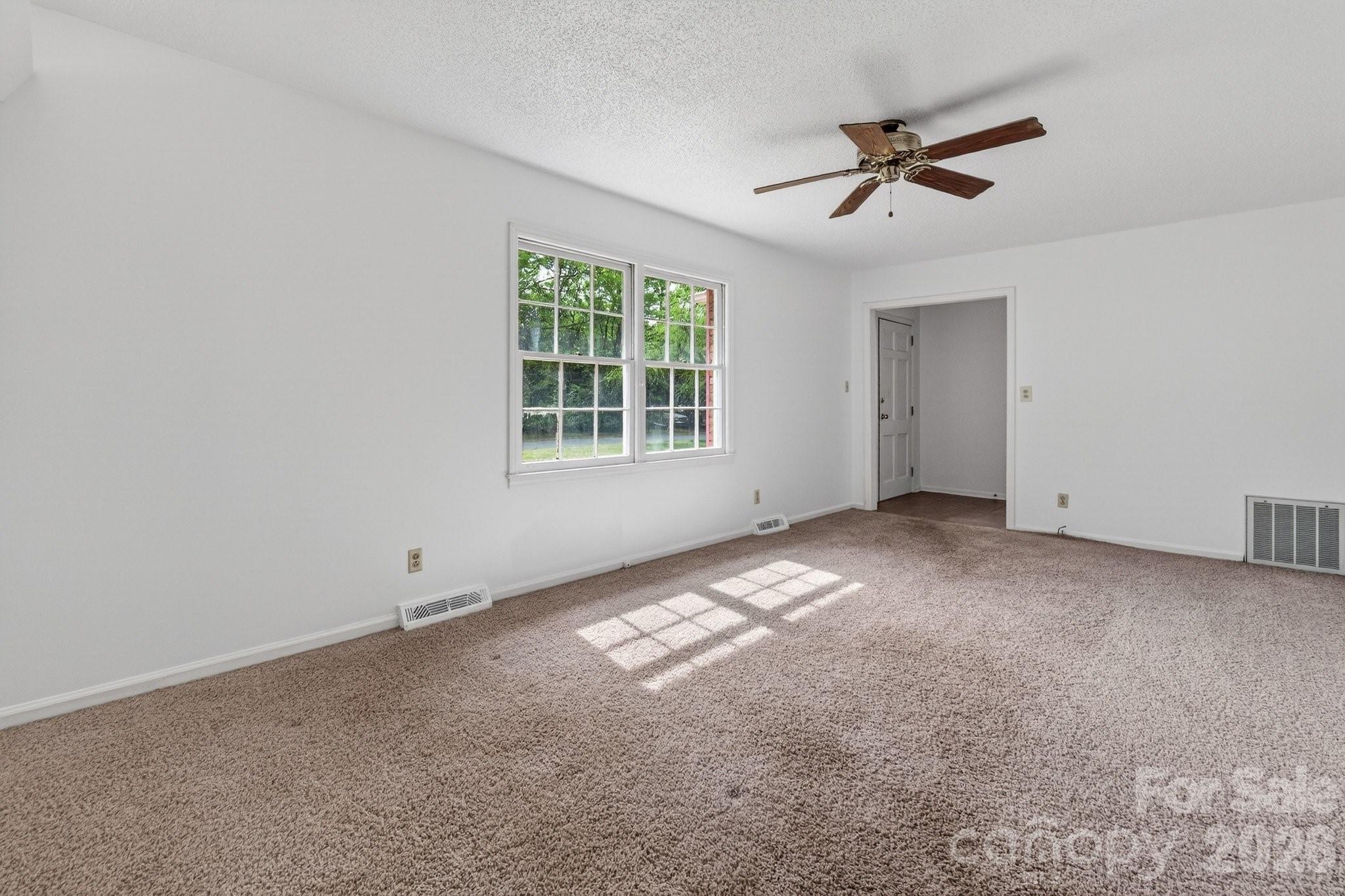 Twin Oaks - Residential