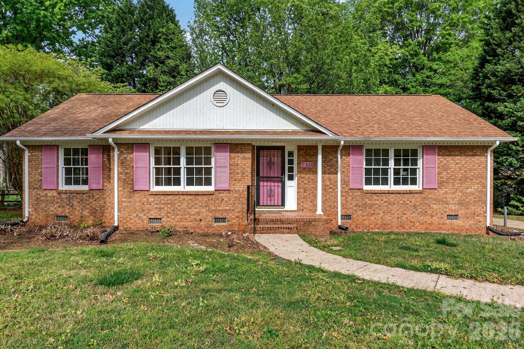 Twin Oaks - Residential