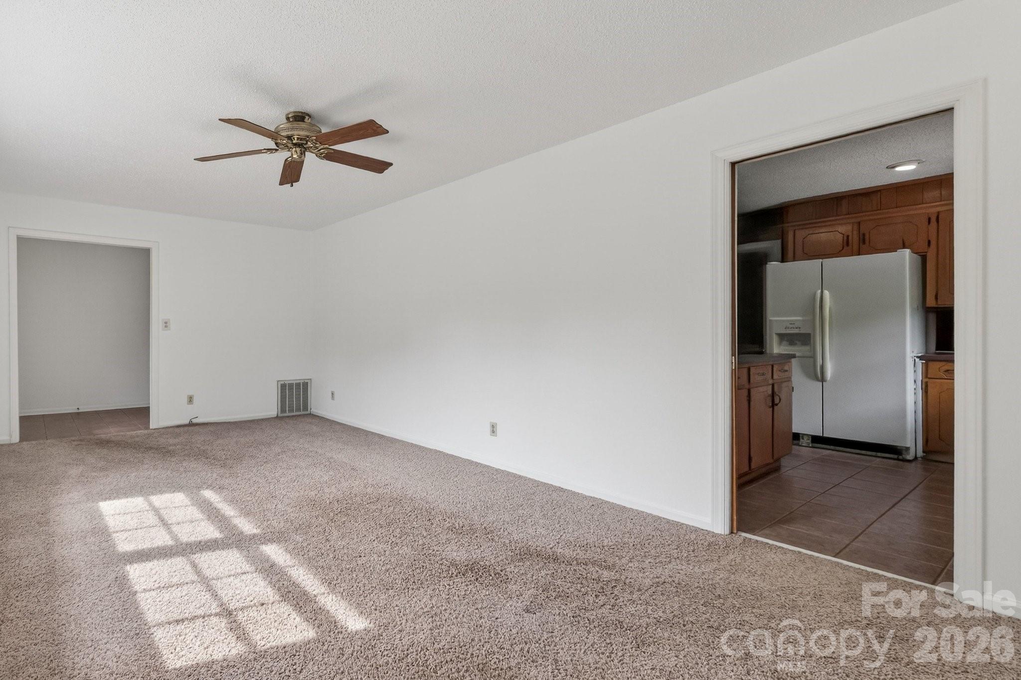 Twin Oaks - Residential