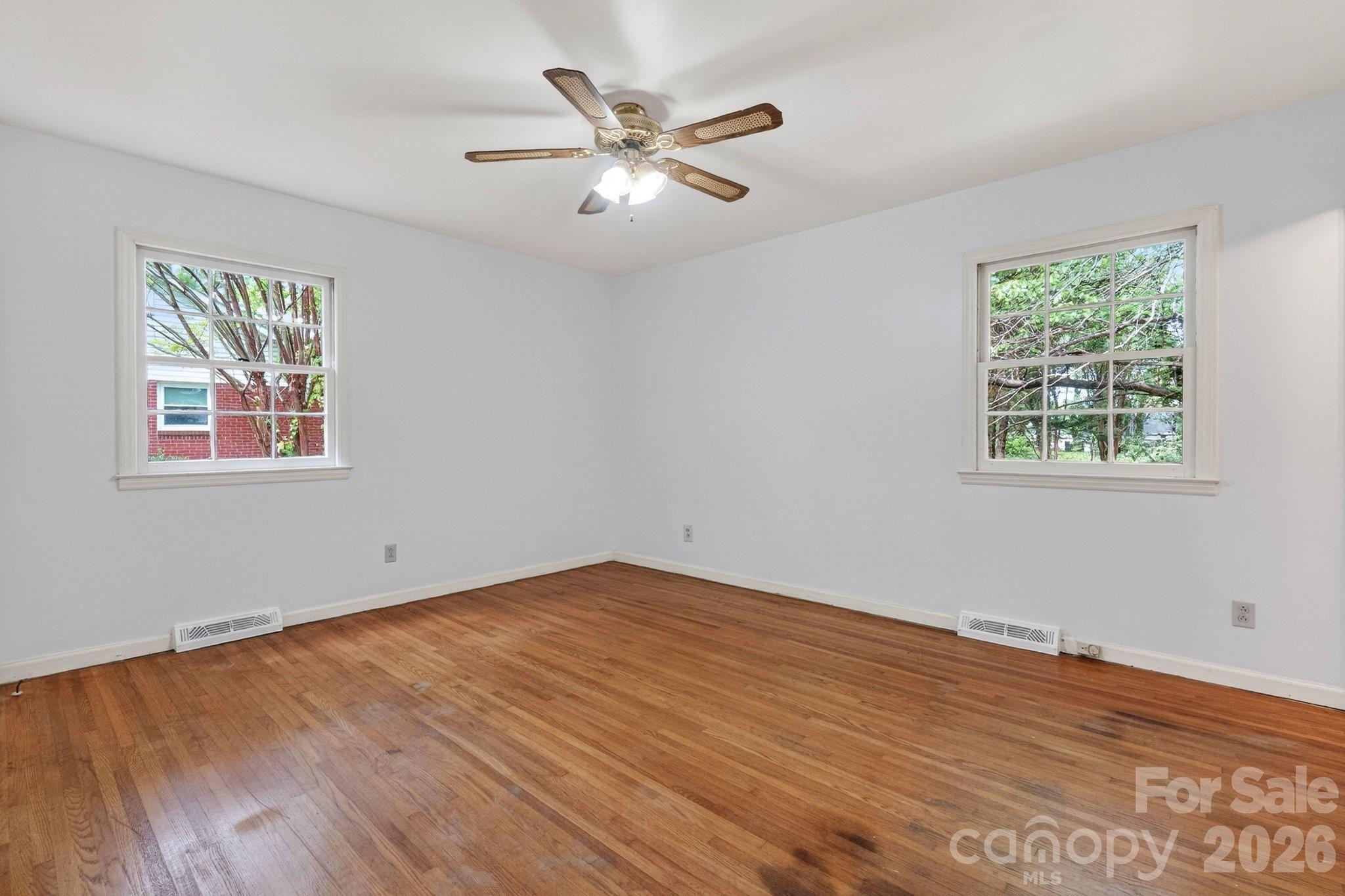 Twin Oaks - Residential