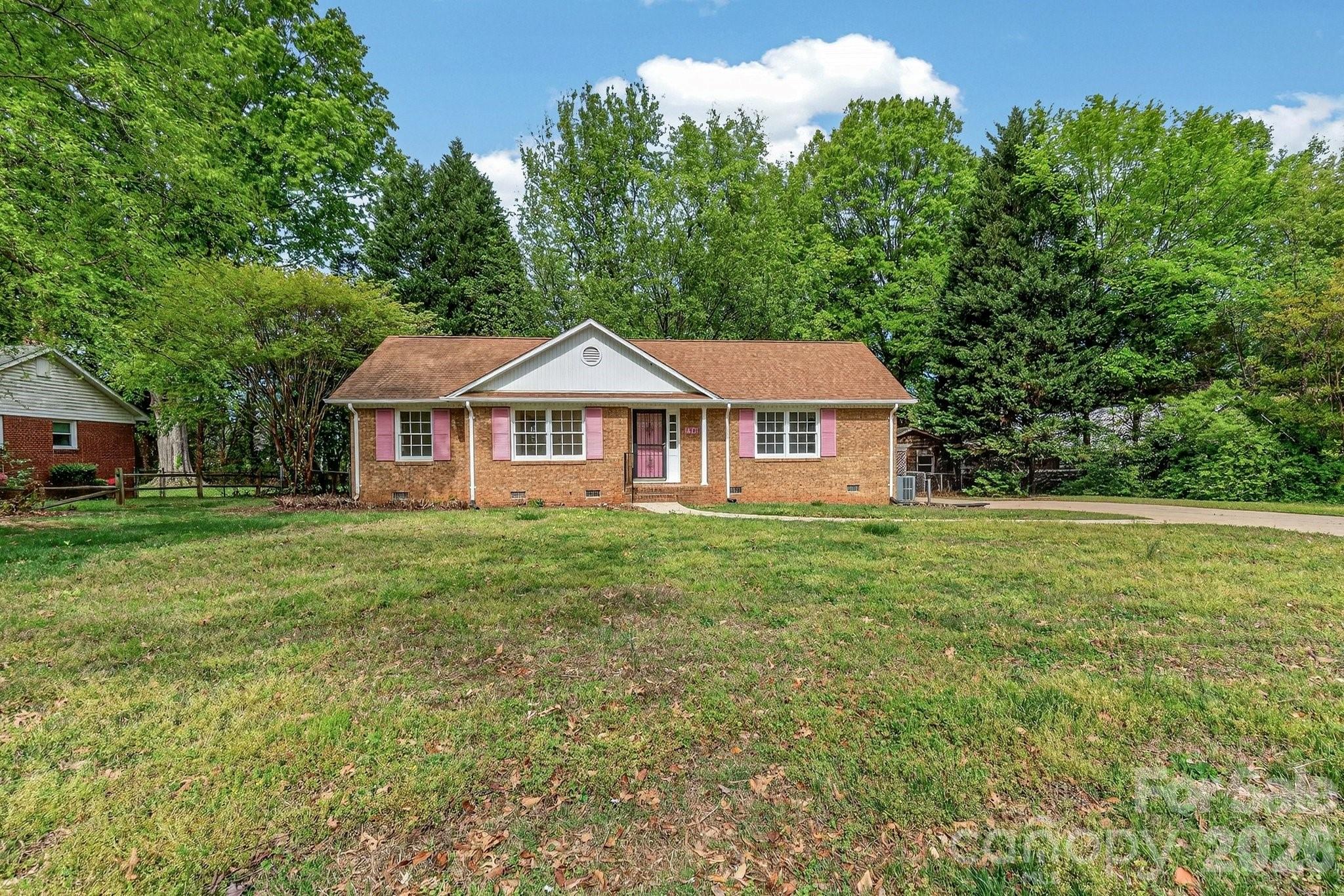 Twin Oaks - Residential