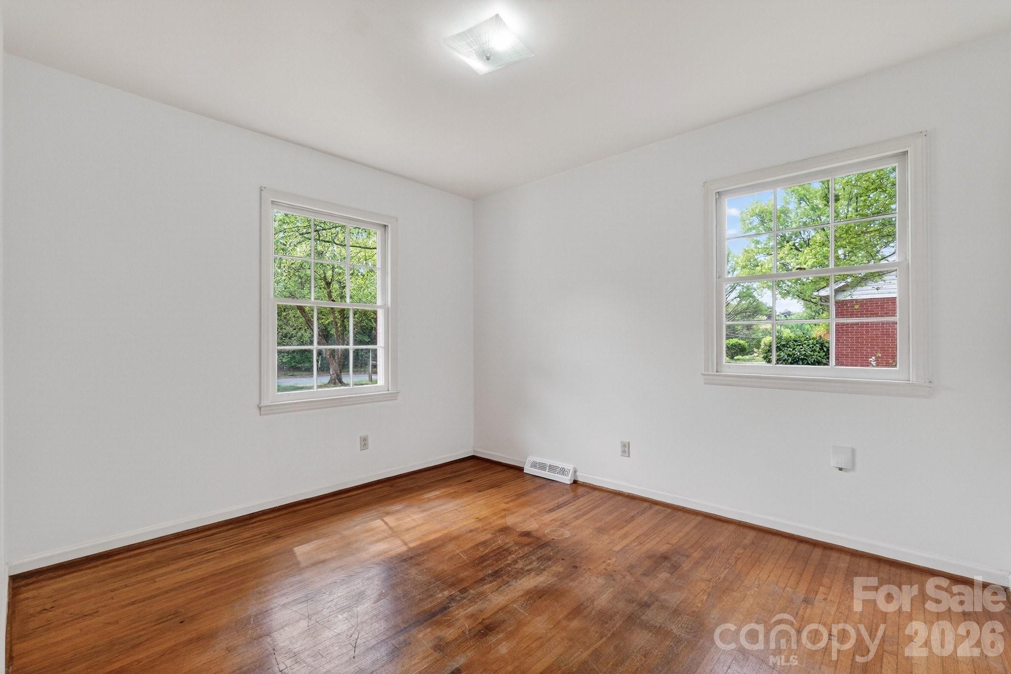 Twin Oaks - Residential