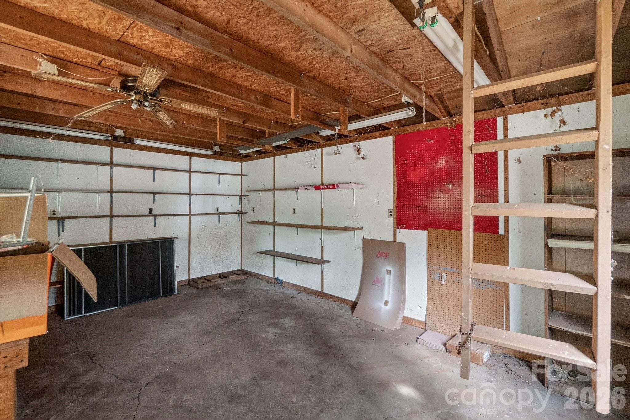 Twin Oaks - Residential