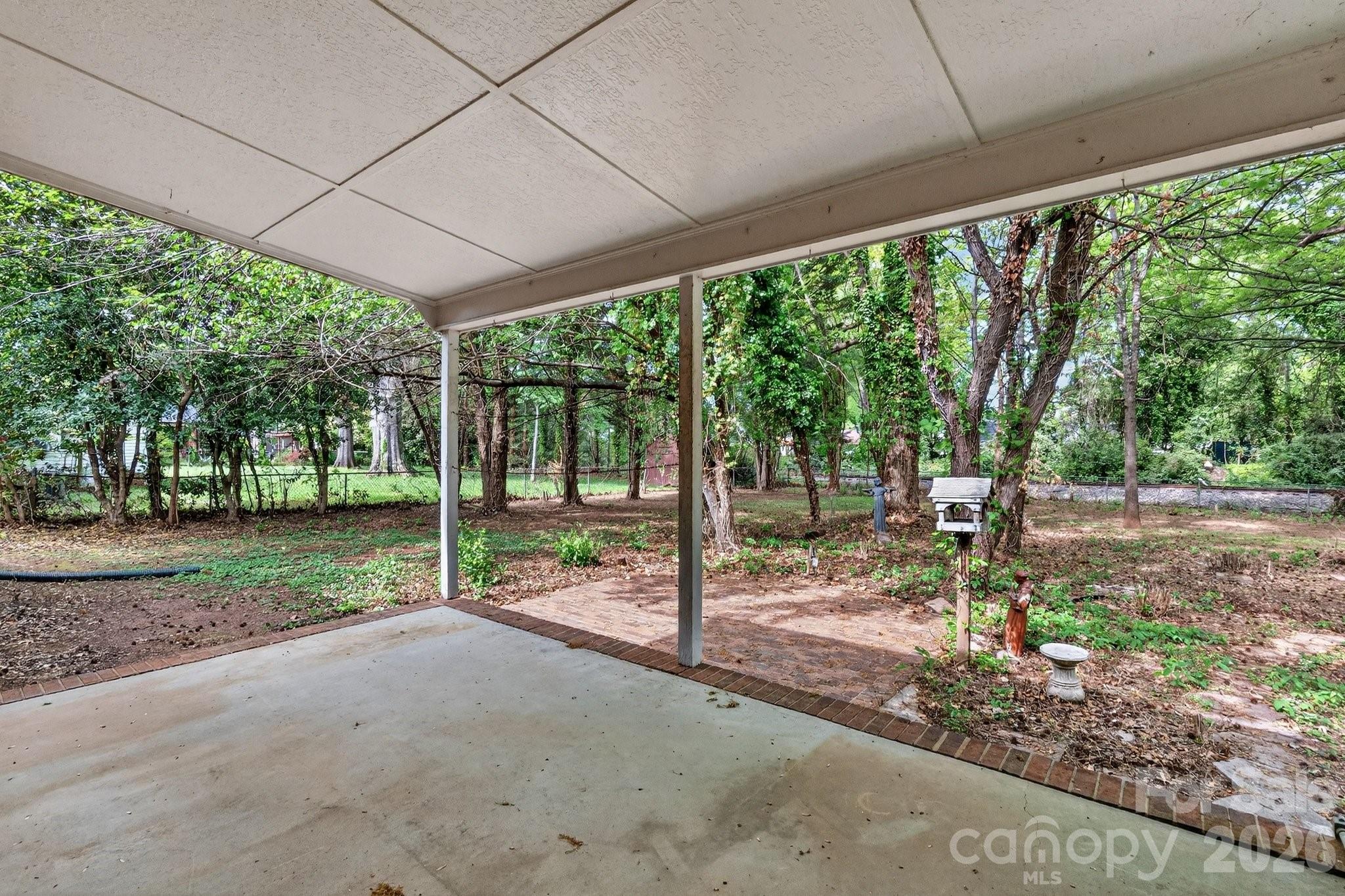 Twin Oaks - Residential