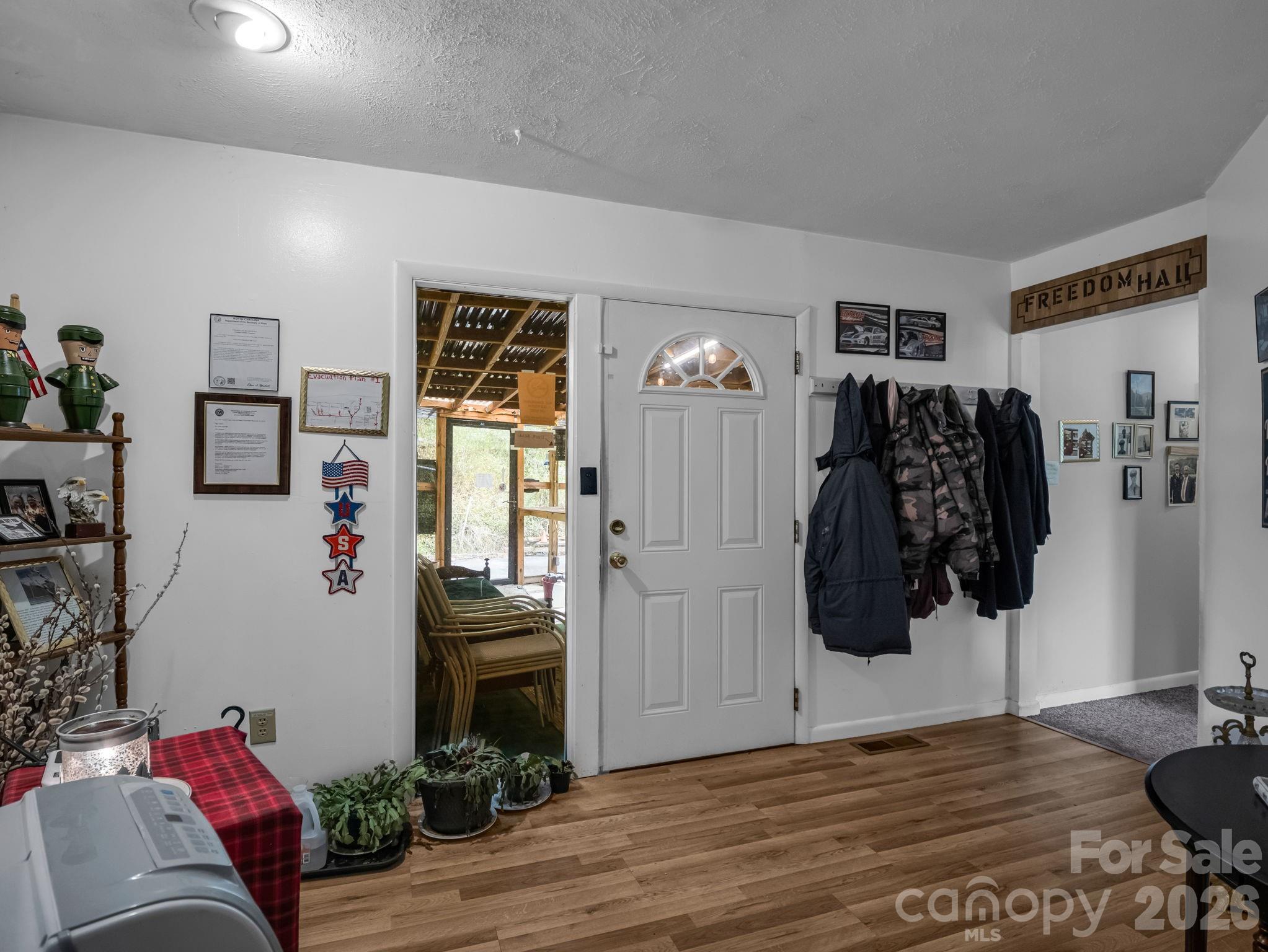 48 Roberts Cove Road
