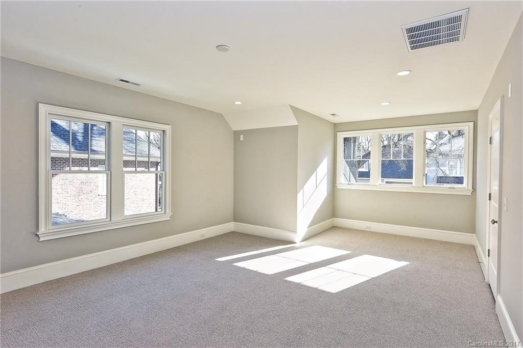 Willow Manor - Residential