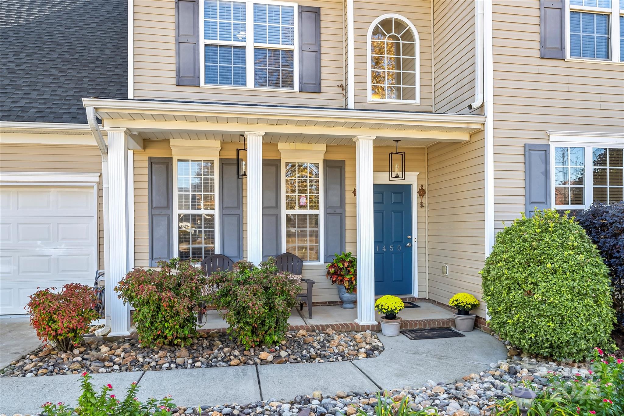 1450 JC Raulston Court