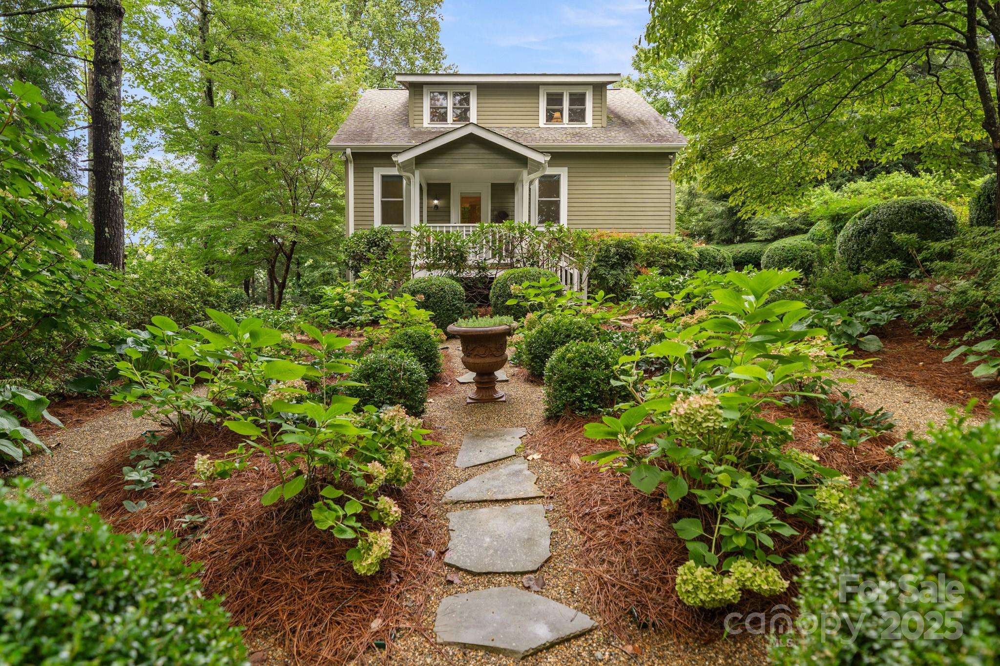 36 Carver Street