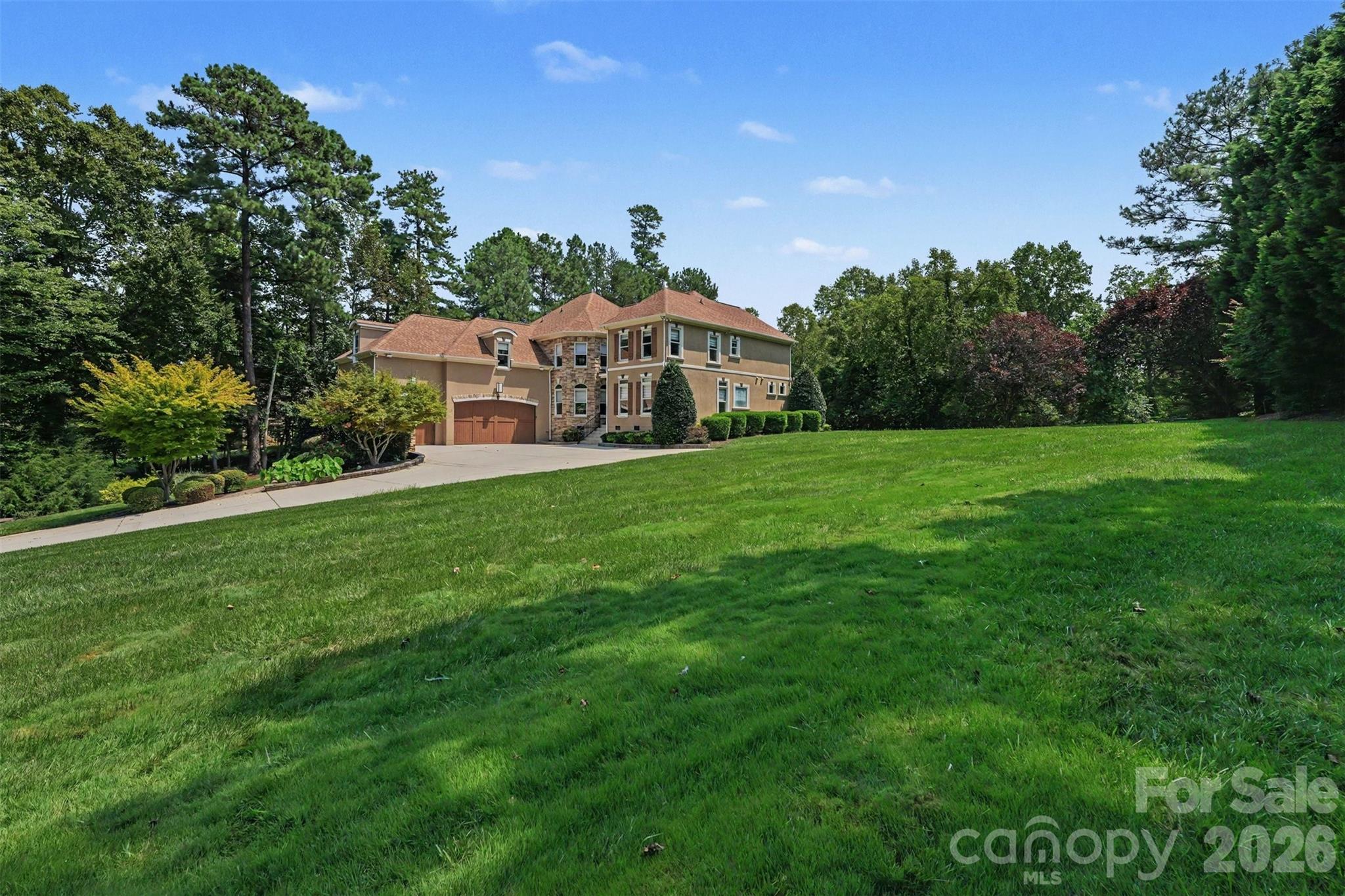 288 Indian Trail