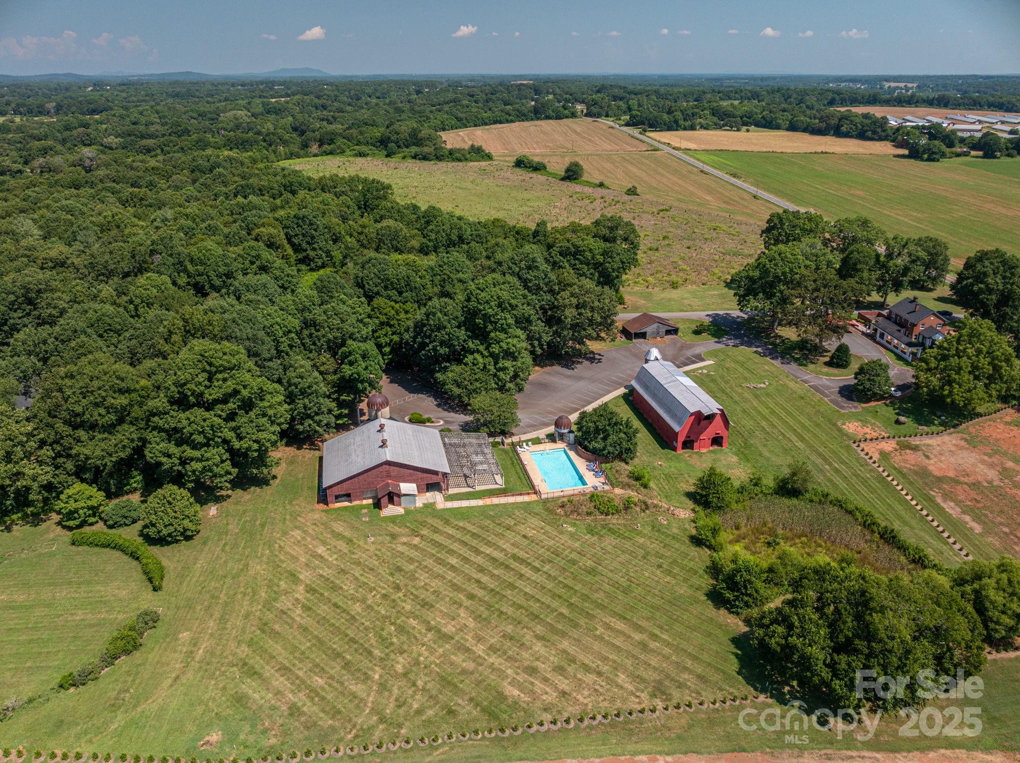 2082 Upper Meadow Road