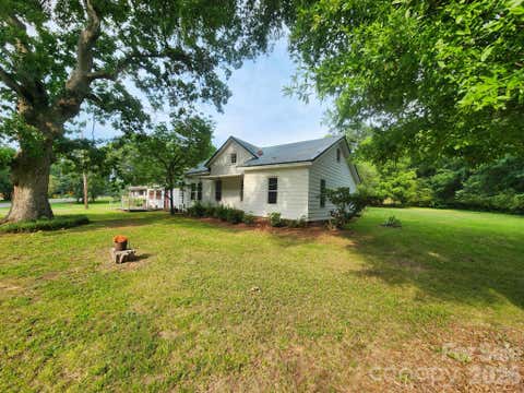 Photo of 6400 Market Street, Charlotte, NC 28215 (MLS # 4391922)