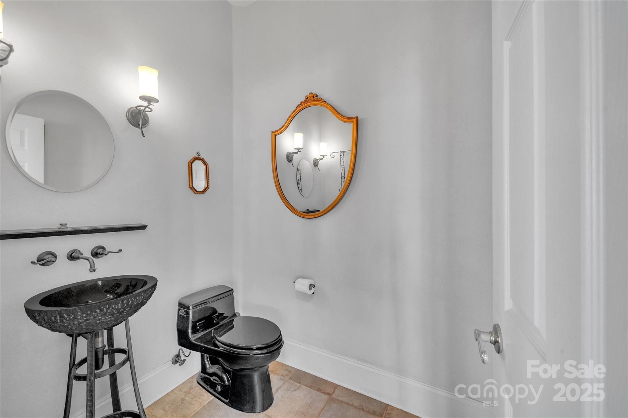 Tega Cay - Residential