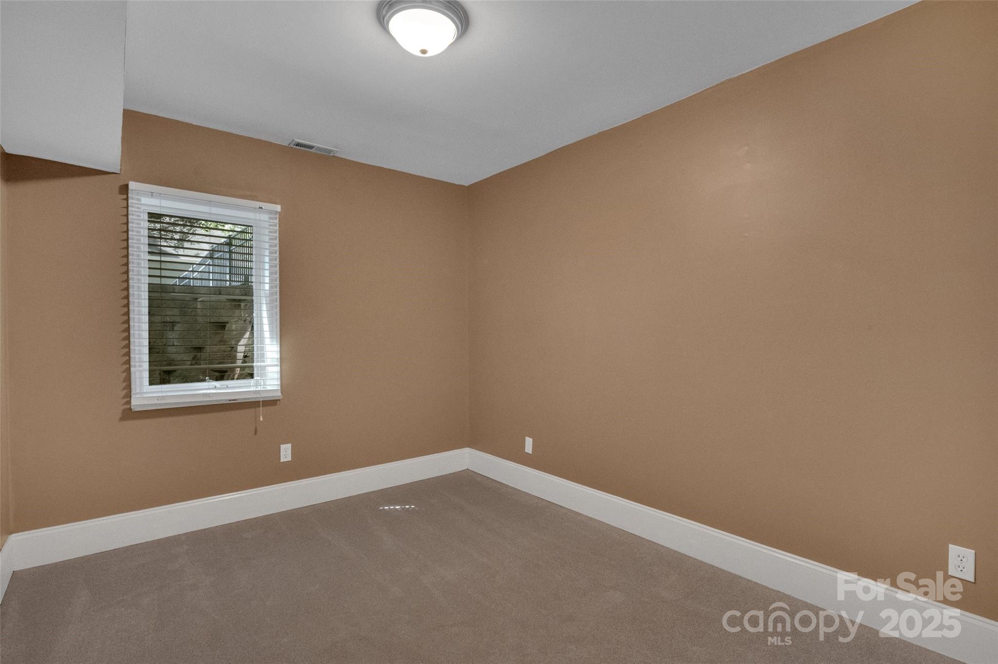 Tega Cay - Residential