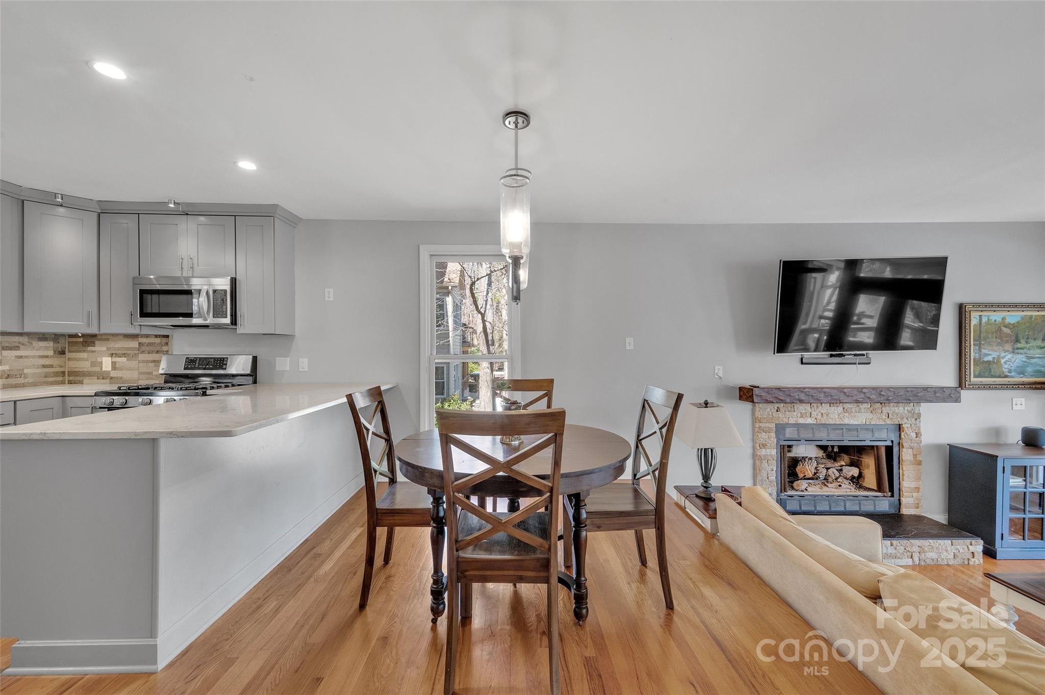 Tega Cay - Residential