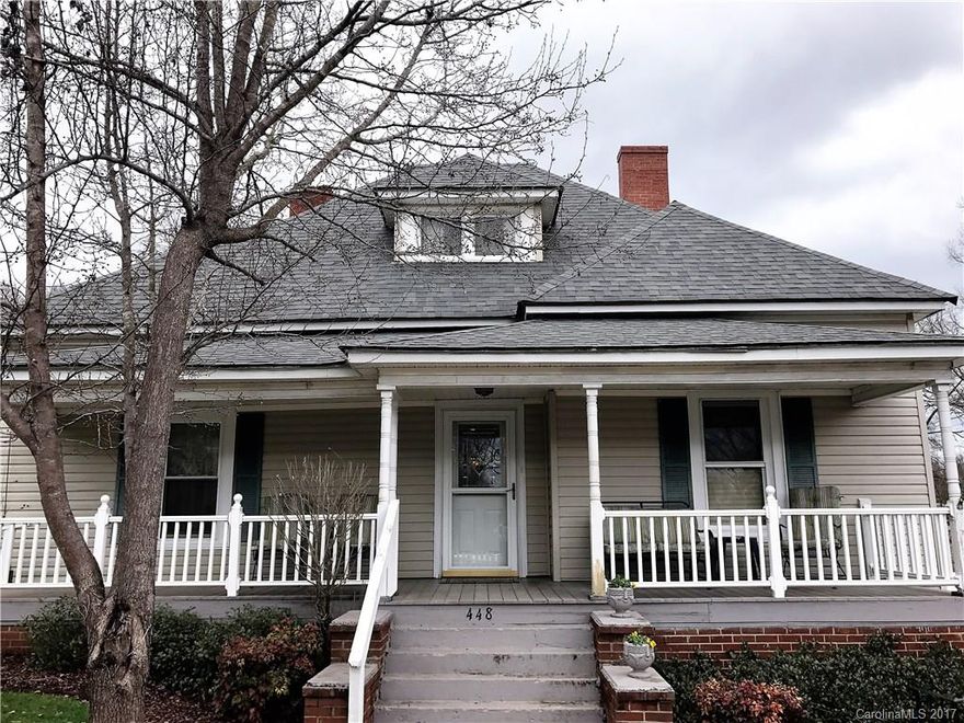 Tons of character in this home situated adjacent to creek. New roof 2013, new flooring, including refinished hardwoods in 2015. Freshly painted, lots of storage in basement. Composite decking on front porch with vinyl railings. Spring is around the corner & the landscaping will come alive with color from roses, peonies, hydrangeas, crepe myrtles, tulips, daffodils & lilacs. Home warranty provided for peace of mind. Prop. is walking distance to the new 19 acre Wiscassett Athletic Complex & Park.