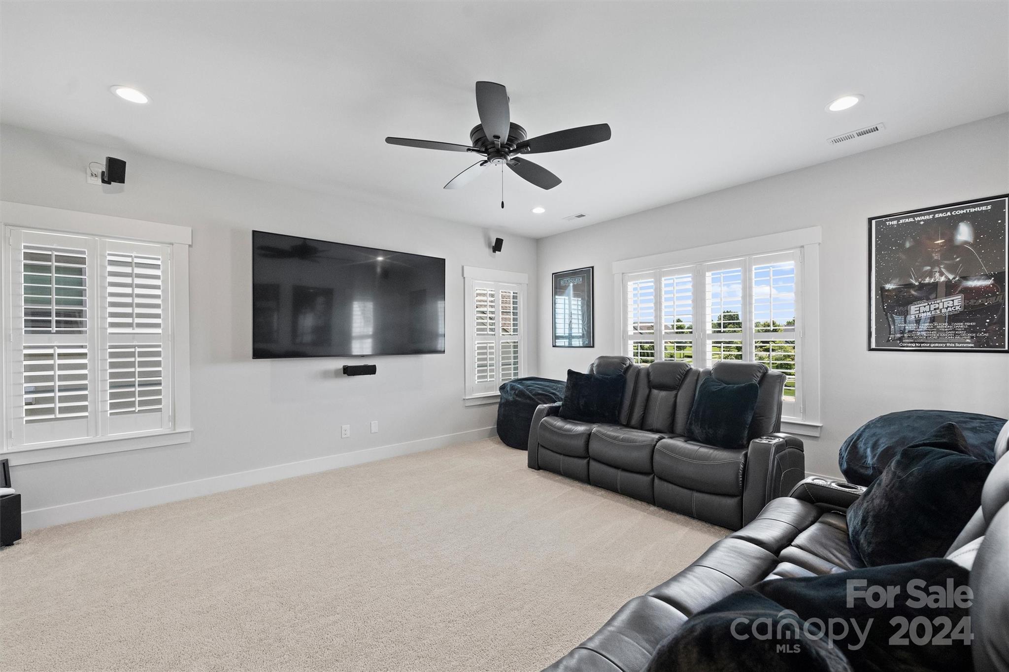 Granary Oaks - Residential