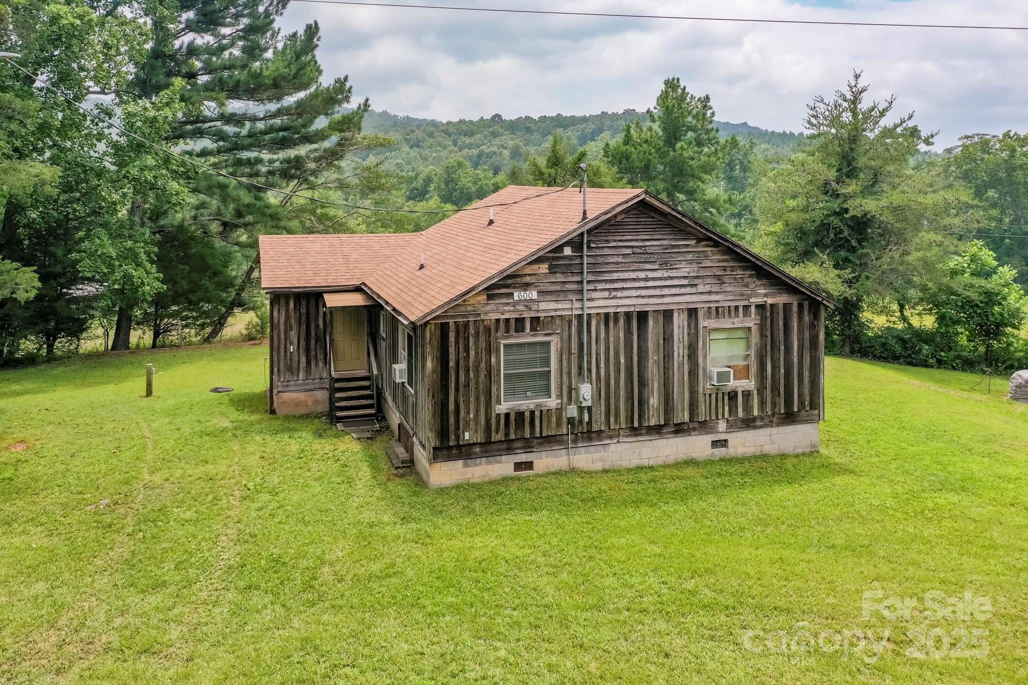 600 Hemphill Road