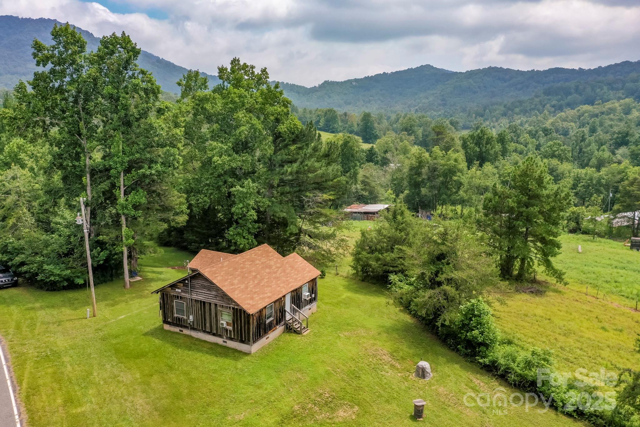 600 Hemphill Road