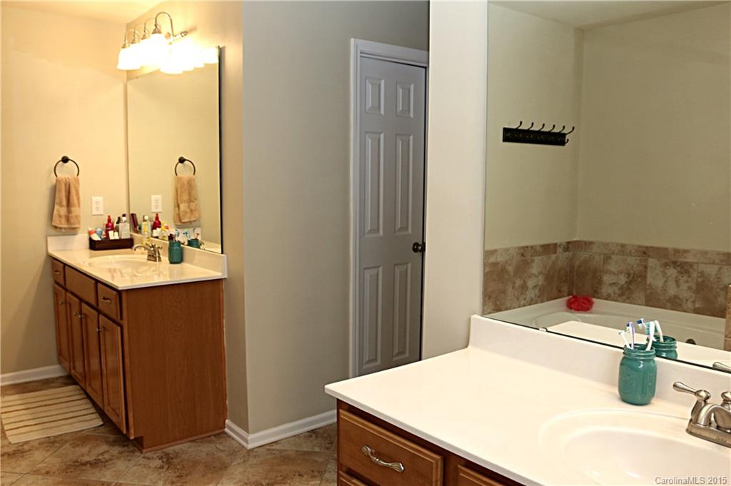 Moss Creek Village - Residential